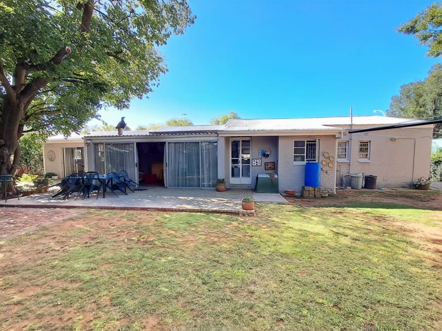 4 Bedroom Property for Sale in Wilgehof Free State